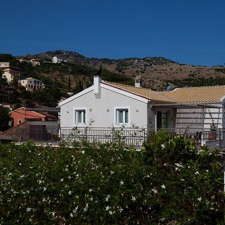 Antonis Apartments Kassiopi Exterior foto