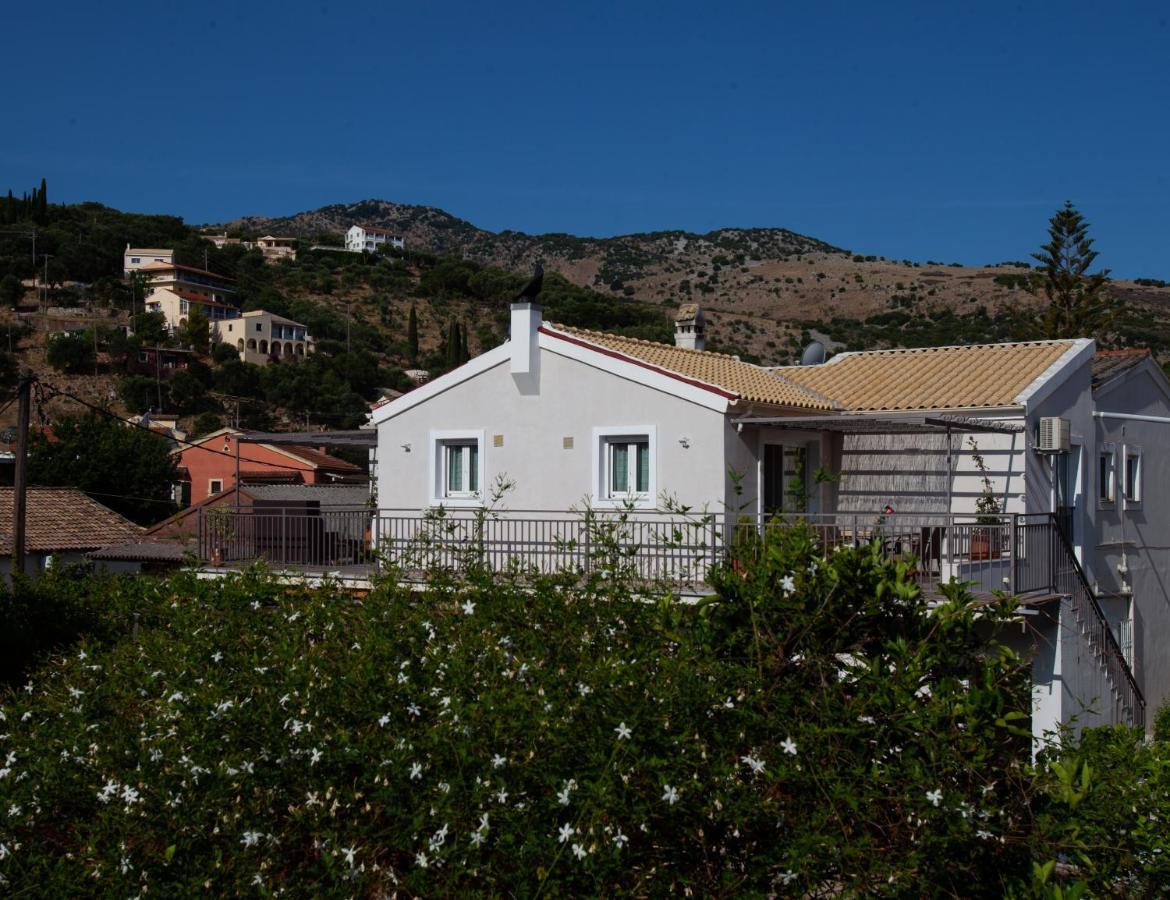 Antonis Apartments Kassiopi Exterior foto